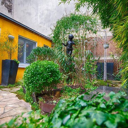 Paris Apartment Exterior photo